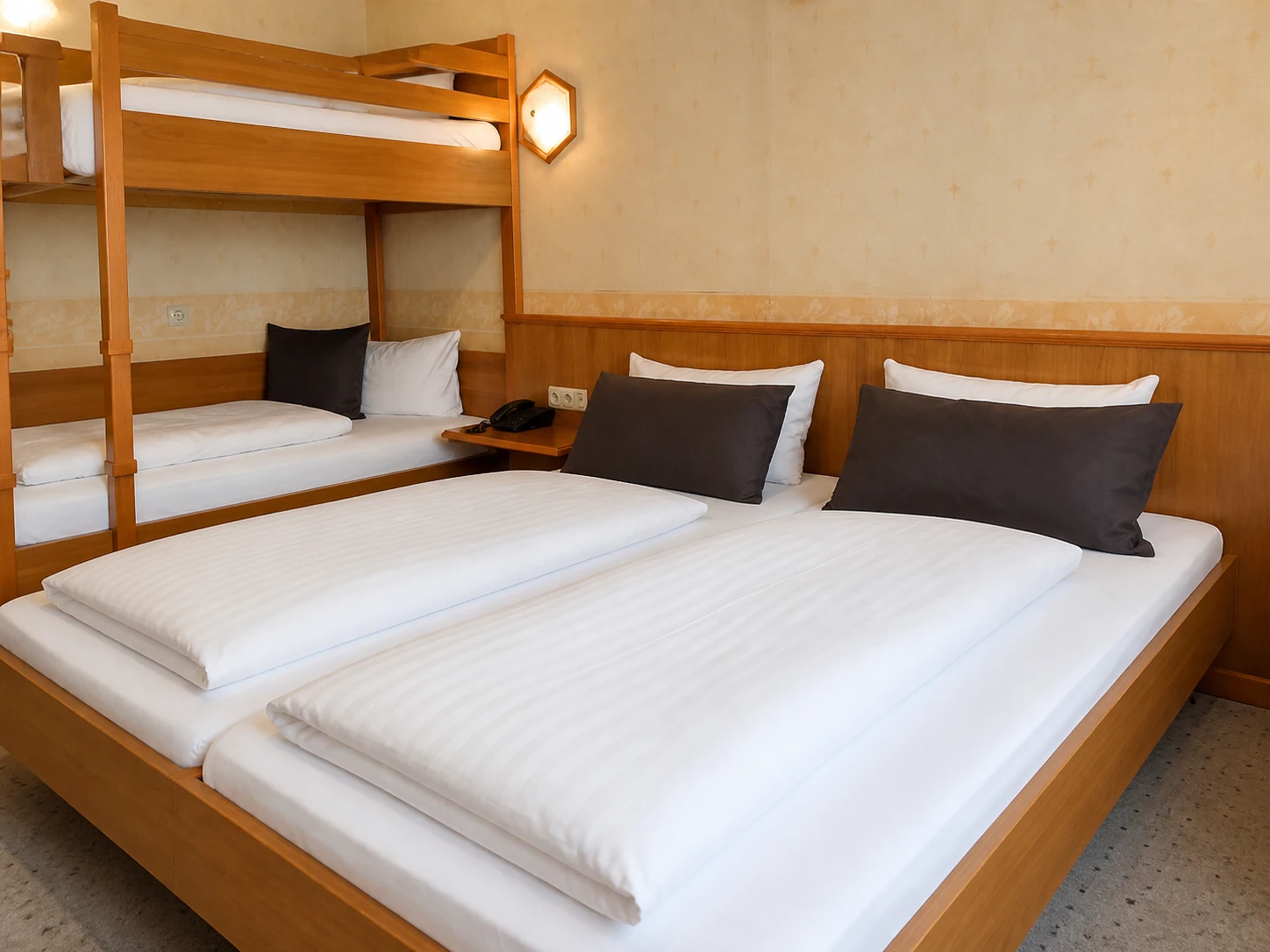 Dreibettzimmer - Gasthof Ritter St. Georg