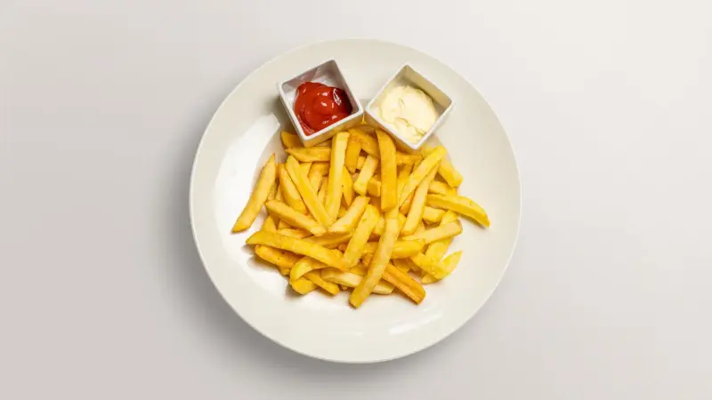 Pommes frites Rot-Weiß
